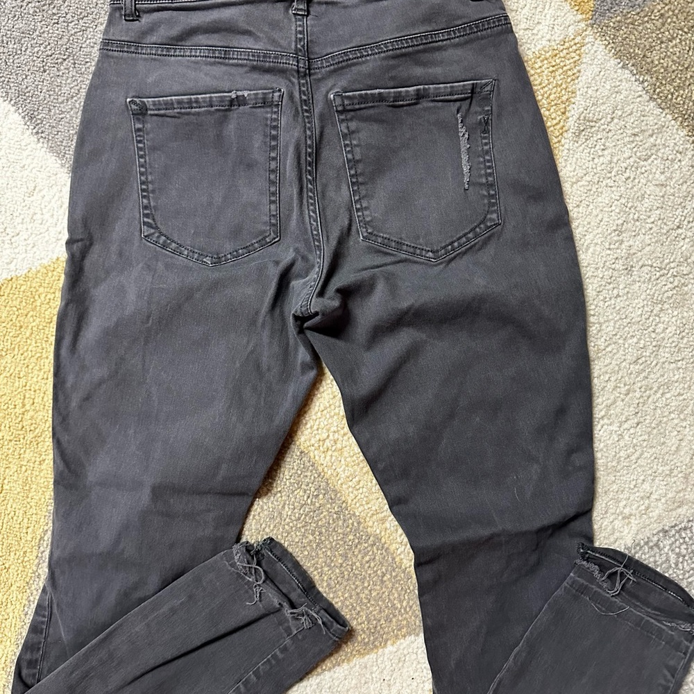 Express Pants - Picture 3 of 4